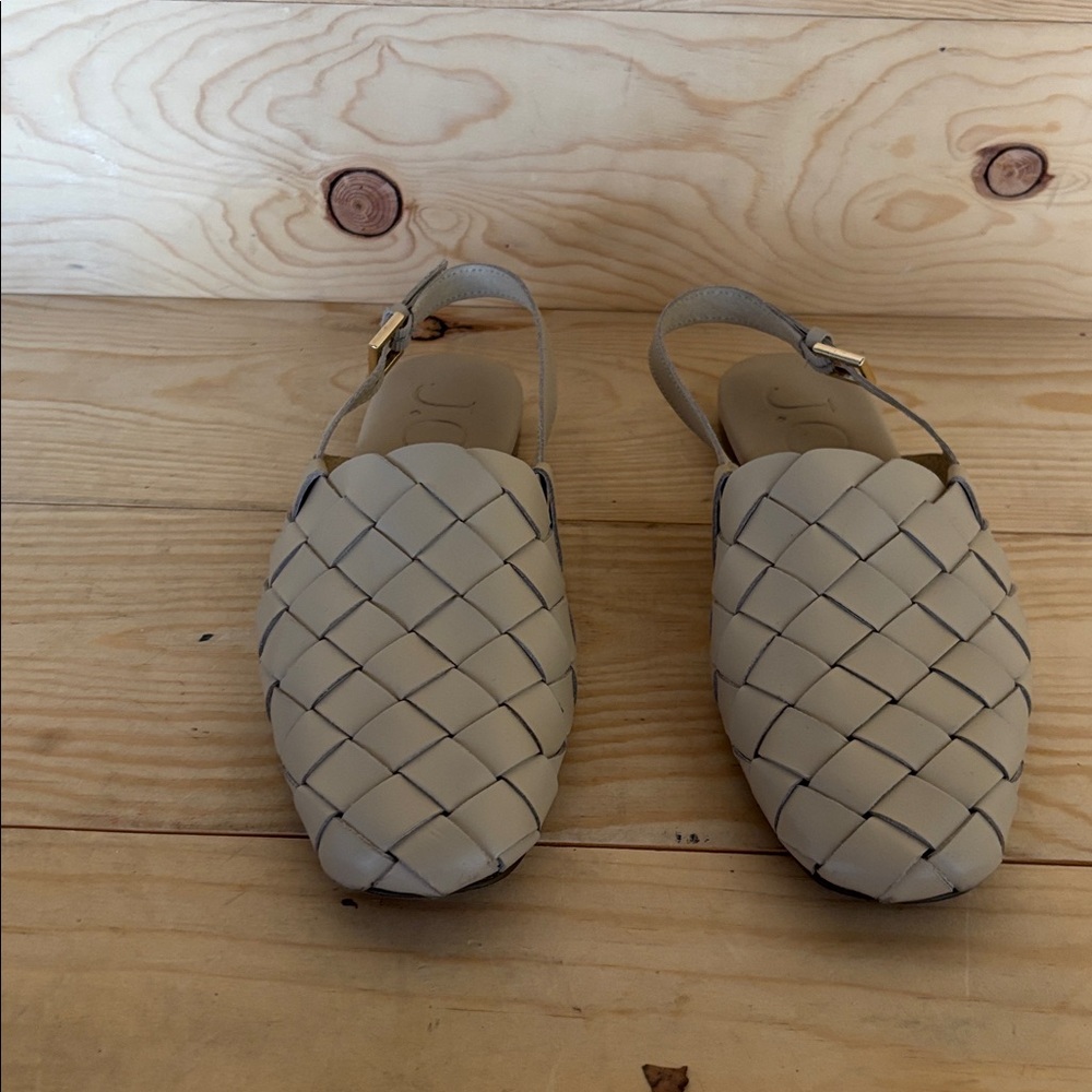 J. Crew Woven Leather‎ Slingback Flats in taupe - Picture 3 of 7